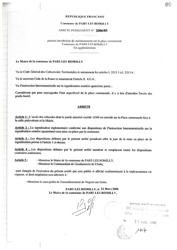 Arrêté municipal 2006-005 interdiction accès place de la mairie aux poids lourd de plus de 3,5 tonnes